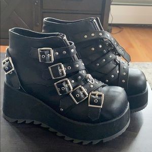 Demonia Scene 30 Ankle Boots